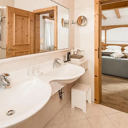 Giardin Boutique 3* Selva di Val Gardena