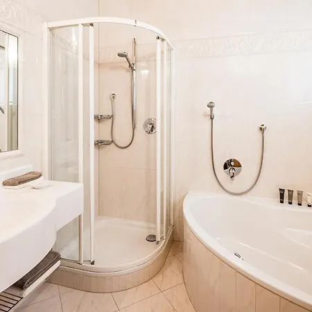 Giardin Boutique 3*